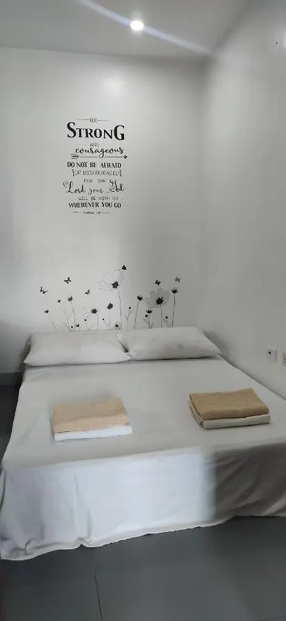 La Casa Dania Backpackers Hostel 0*, Panglao Philippines